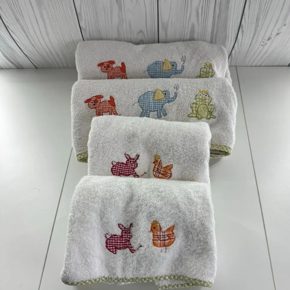 Pottery Barn Kids Set of 4 White Towels Animals Applique Embroidered Gingham